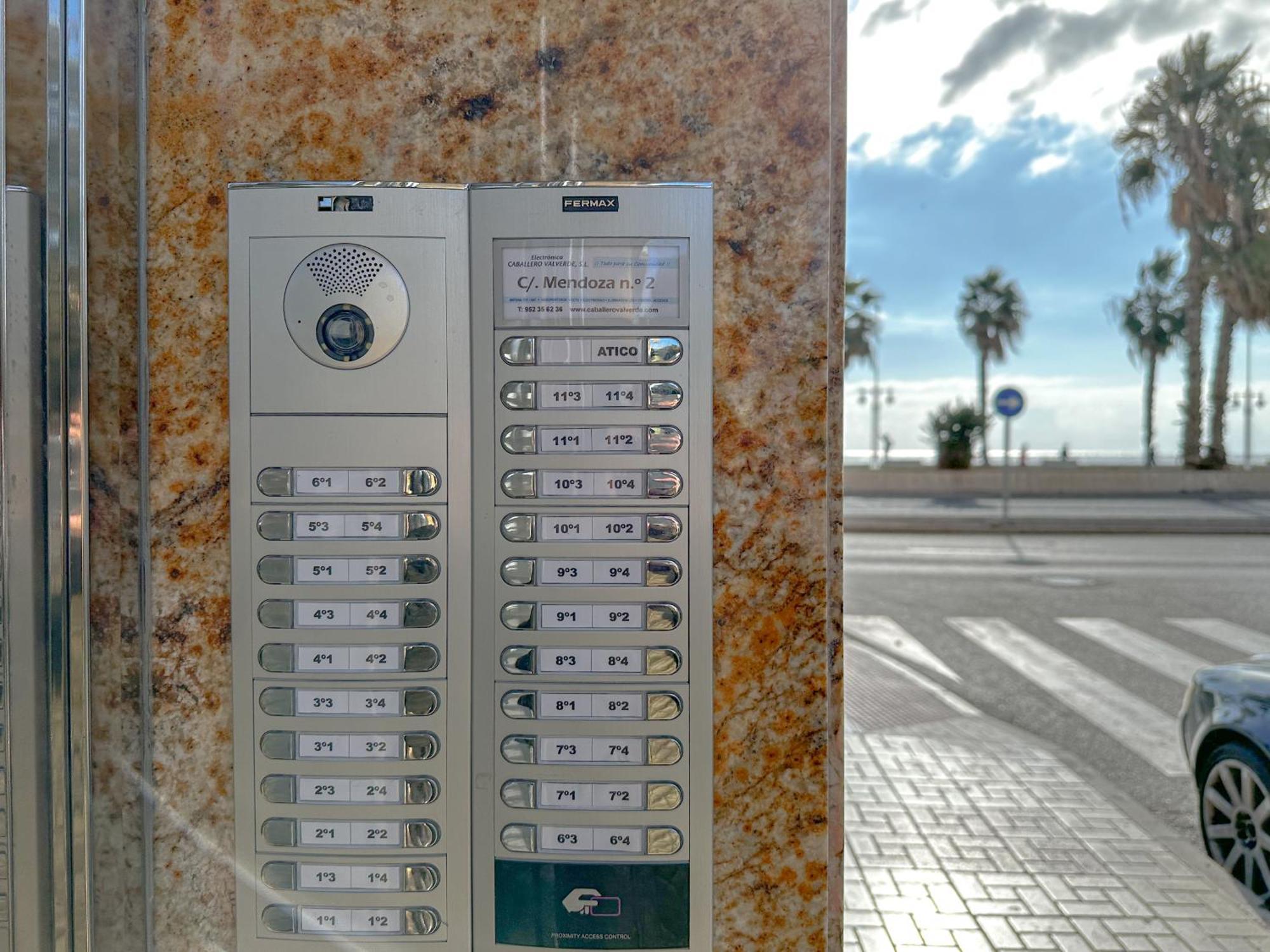Apartamento Mirador Del Mediterraneo Малага Экстерьер фото